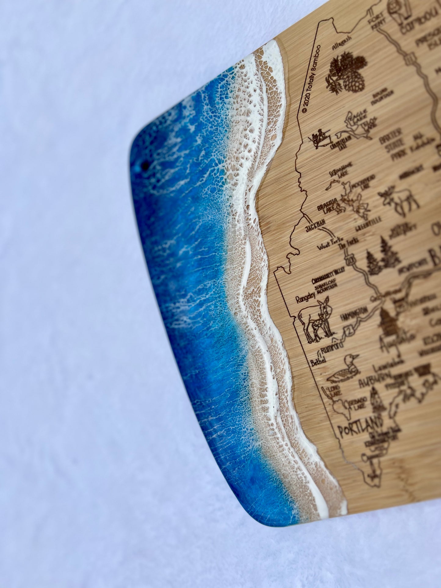 State of Maine Engraved Map Charcuterie Board-Nantucket Blues