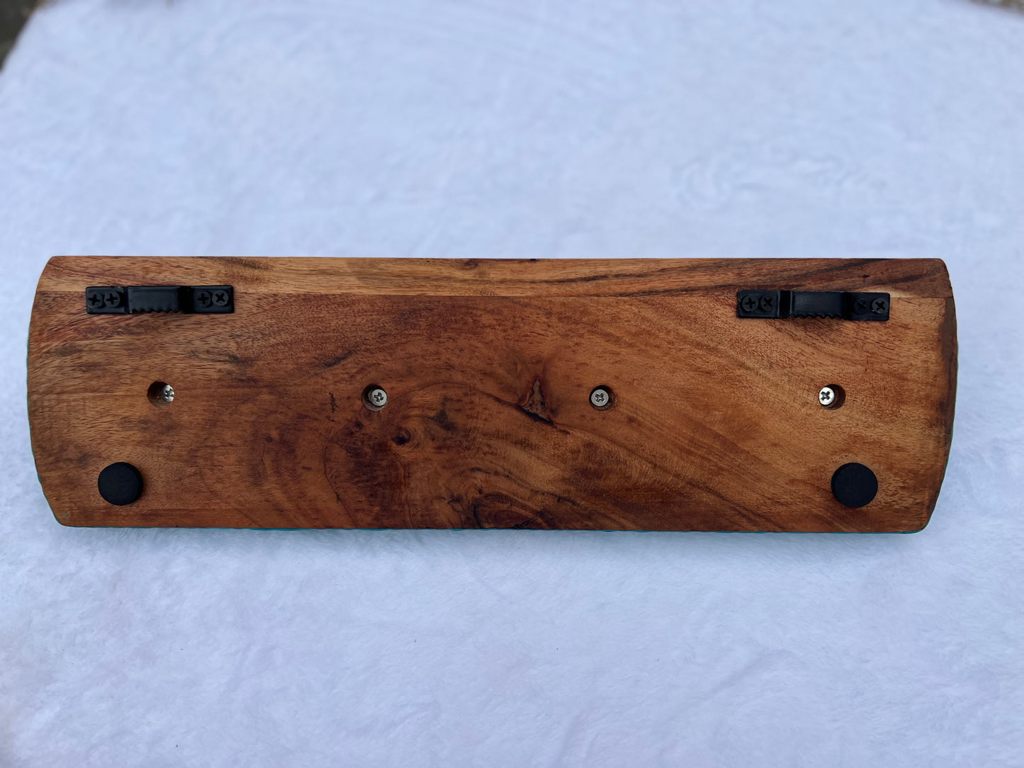 Ocean Wall Hanger with Four Doggy Behind Hooks